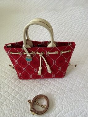 Dooney and Bourke handbag